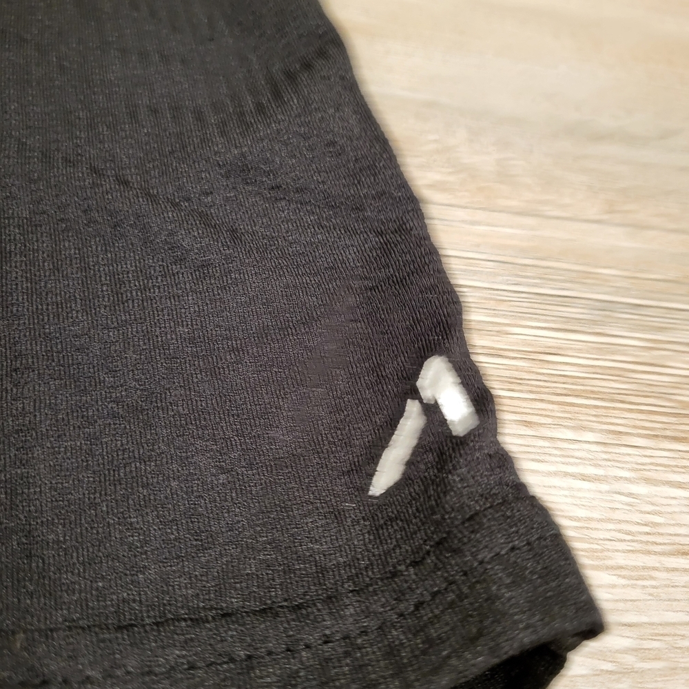 Alive Kid Boy Basketball Active Wear Shorts Black White Boys Size 7 - Picture 2 of 5